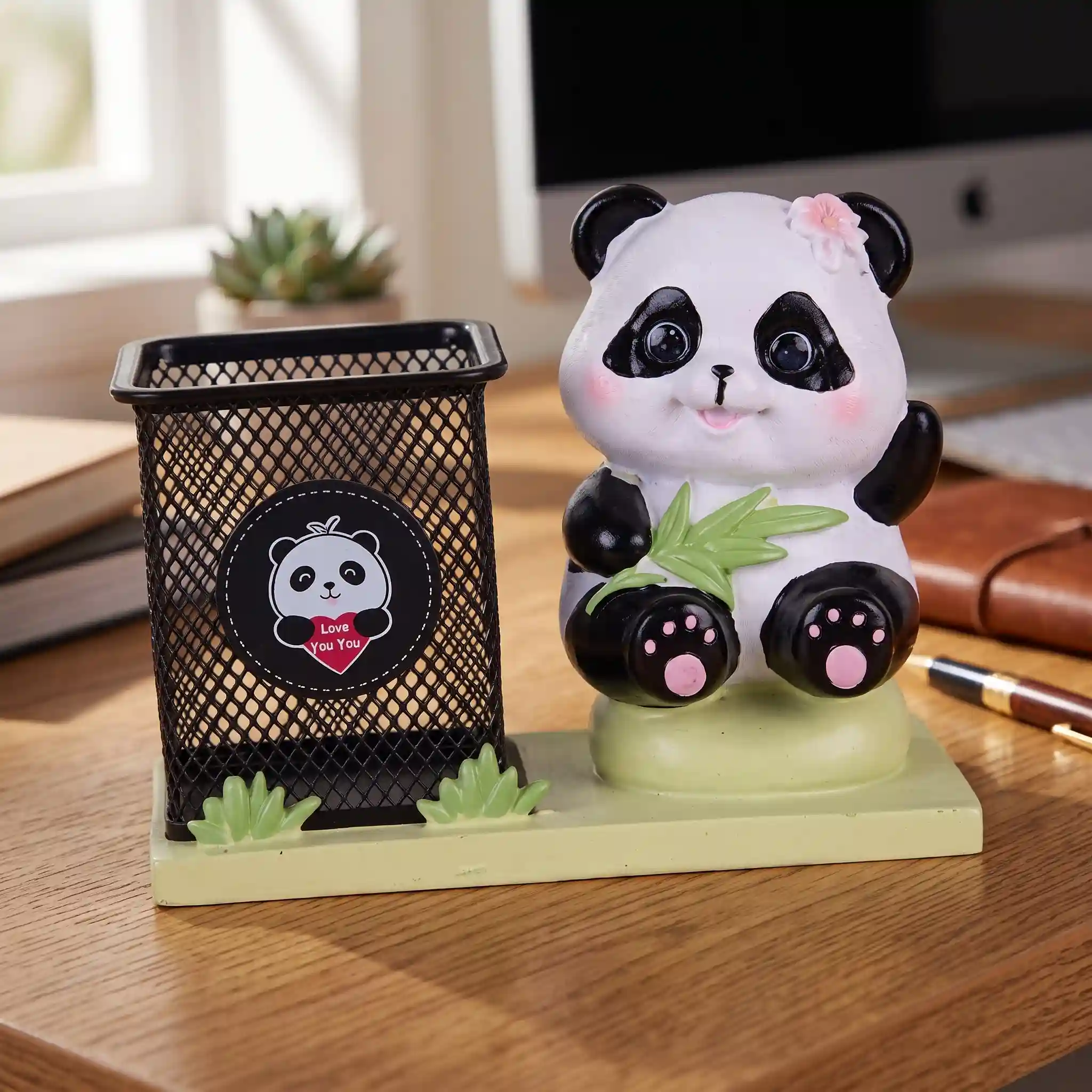 Pot à Stylo en Métal avec Figurine