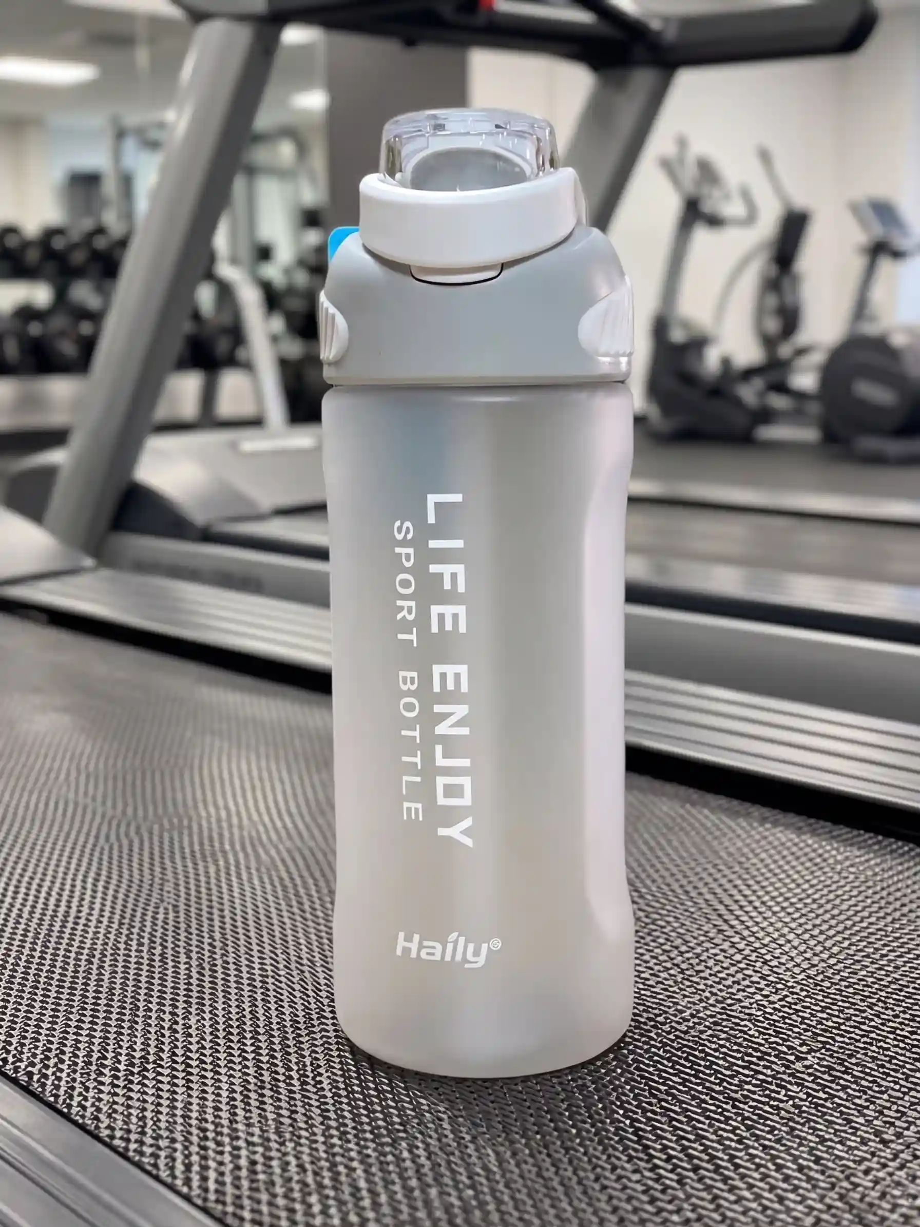 BOUTEILLE D'EAU 800ML HAILEY